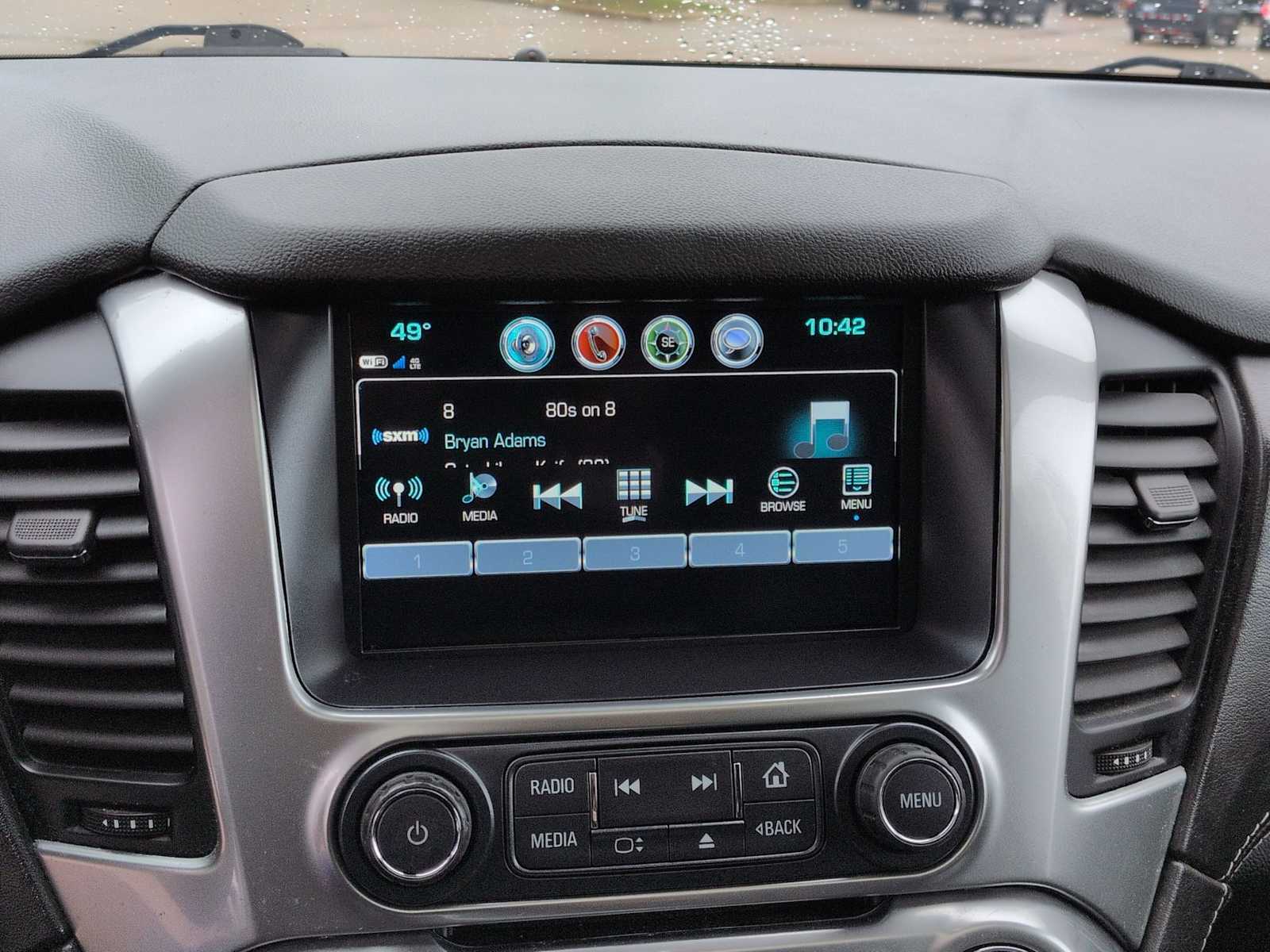 Thumbnail: 2020 Chevrolet Tahoe - 29