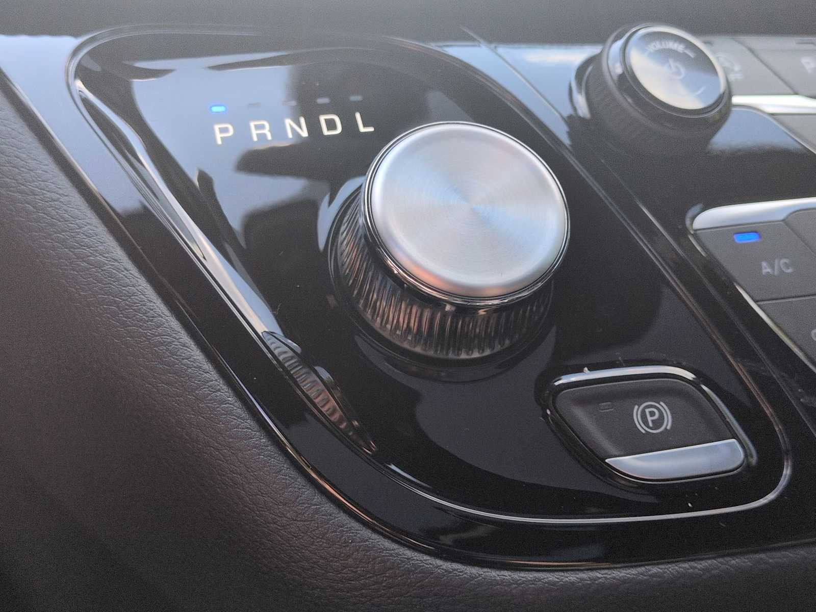 Thumbnail: 2026 Chrysler Pacifica - 33