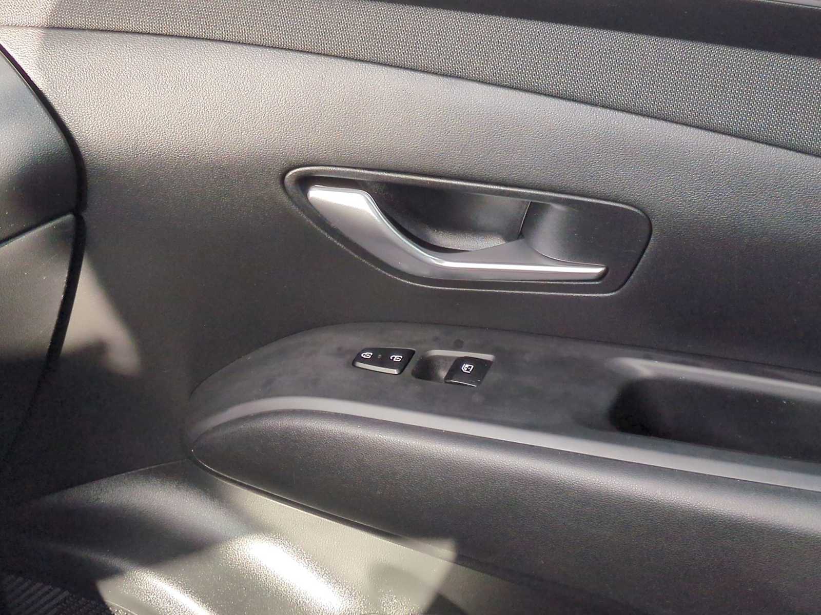 Thumbnail: 2023 Hyundai Tucson - 37