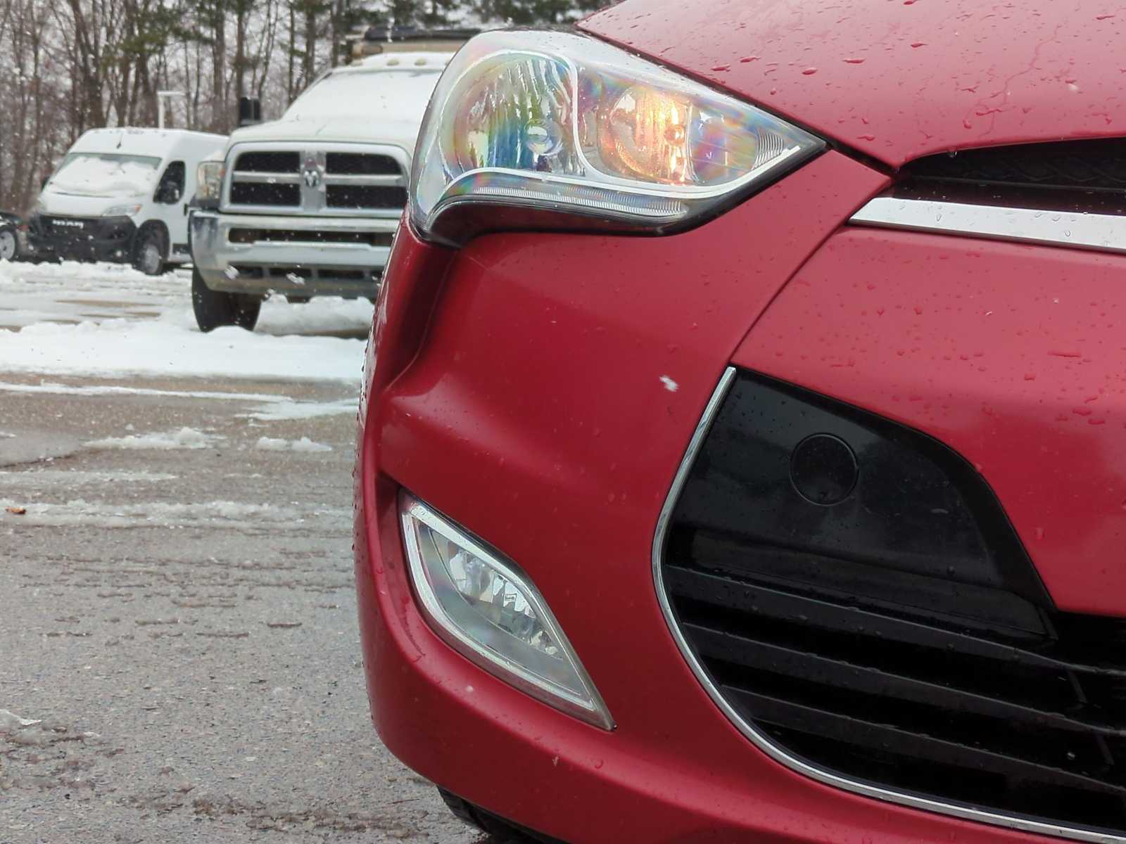 Thumbnail: 2017 Hyundai Veloster - 11