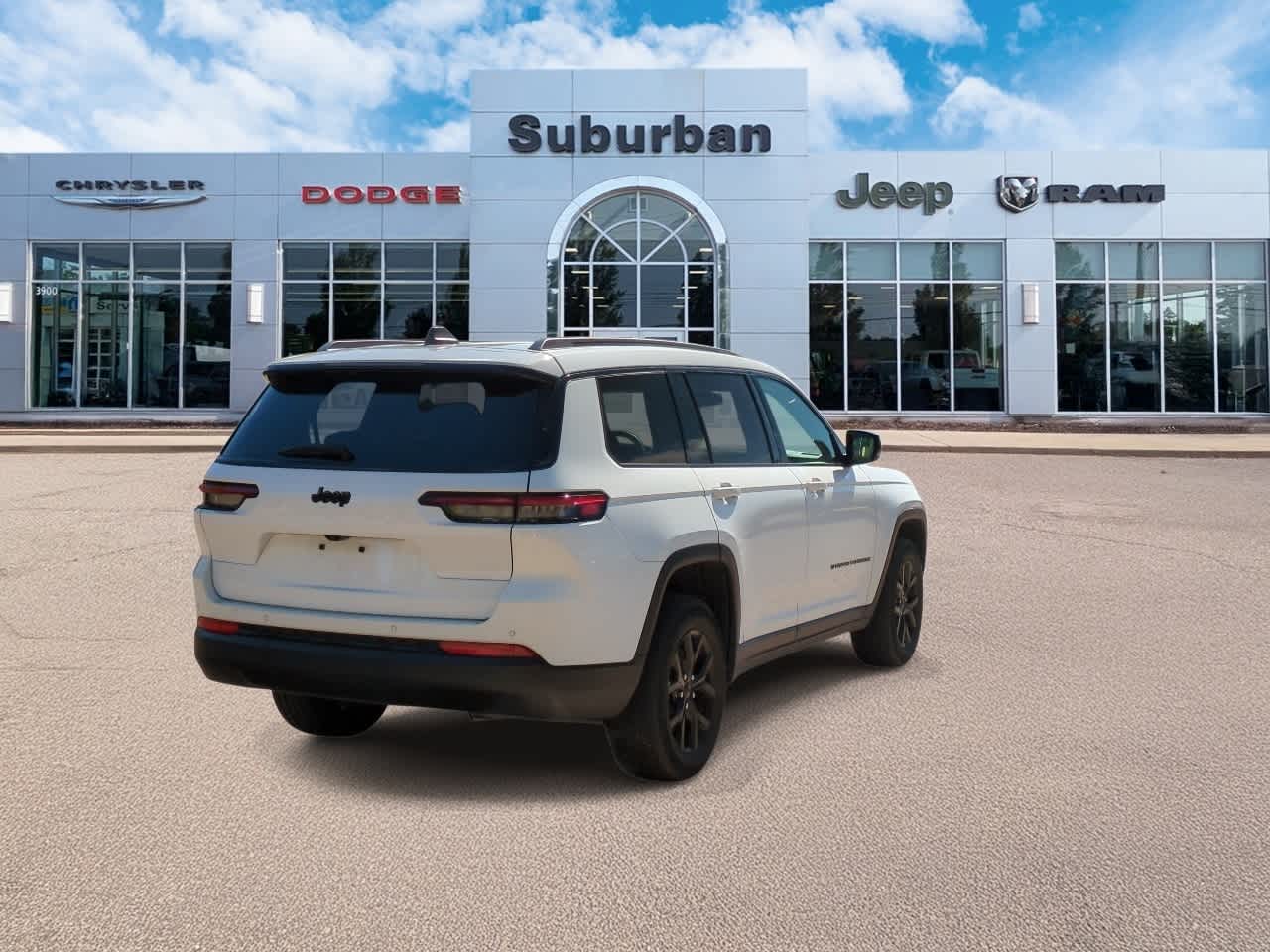 Thumbnail: 2024 Jeep Grand Cherokee L - 8