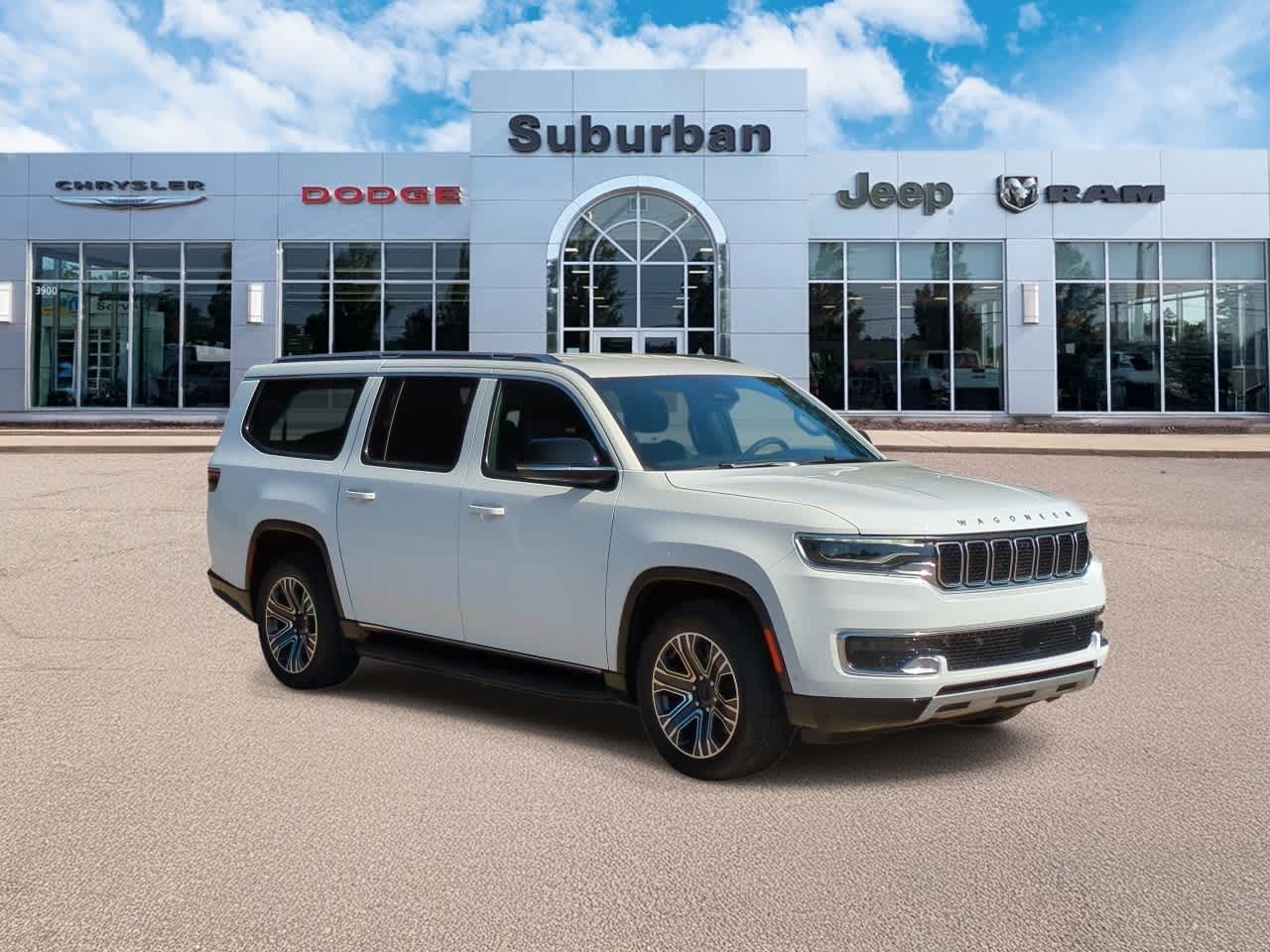 2024 Jeep Wagoneer L Series II photo 2