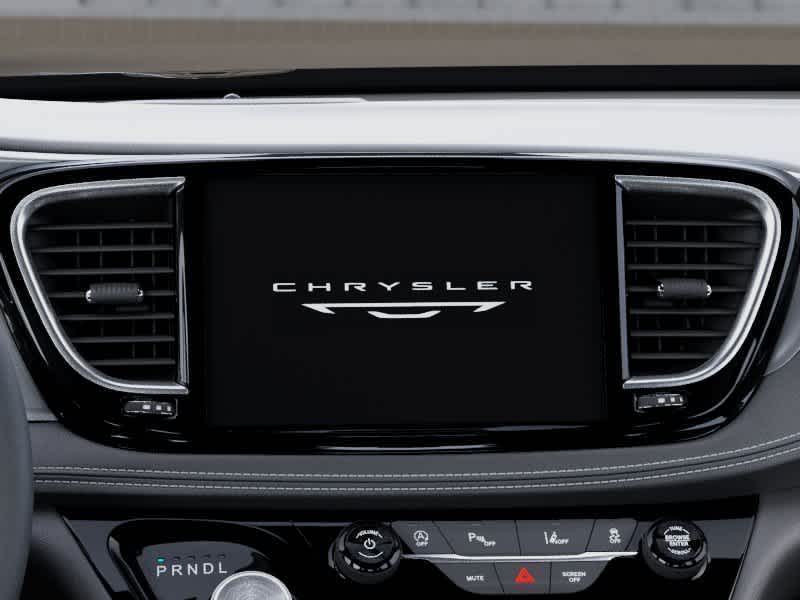 Thumbnail: 2027 Chrysler Pacifica - 18