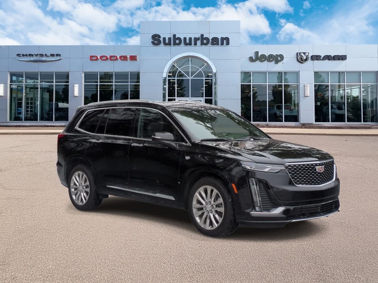 Thumbnail: 2023 Cadillac XT6 - 2