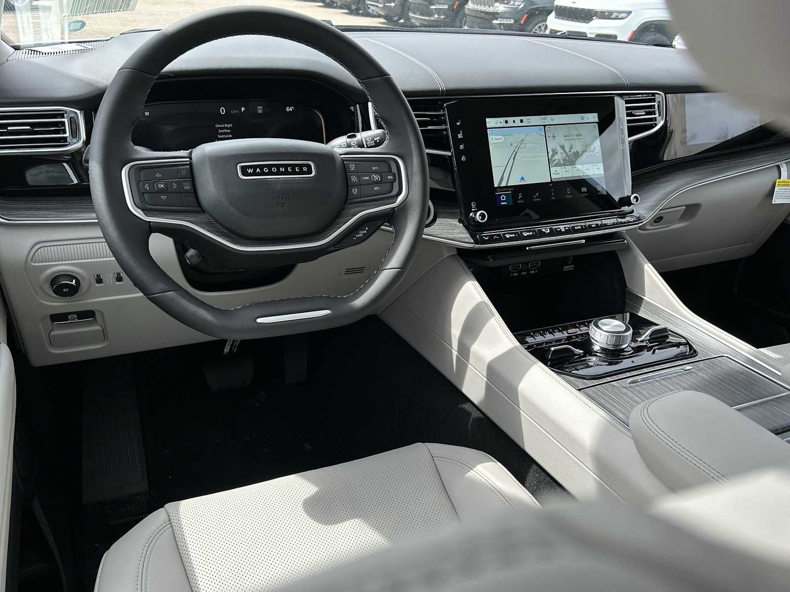 Thumbnail: 2023 Jeep Wagoneer - 14