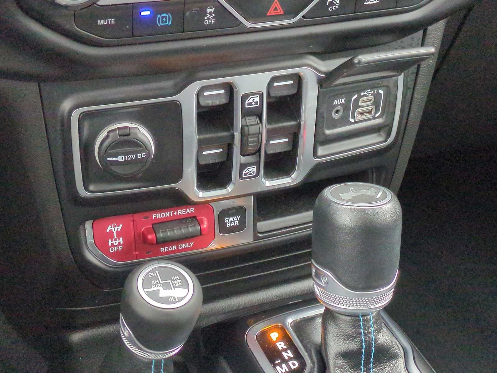 Thumbnail: 2022 Jeep Wrangler - 31