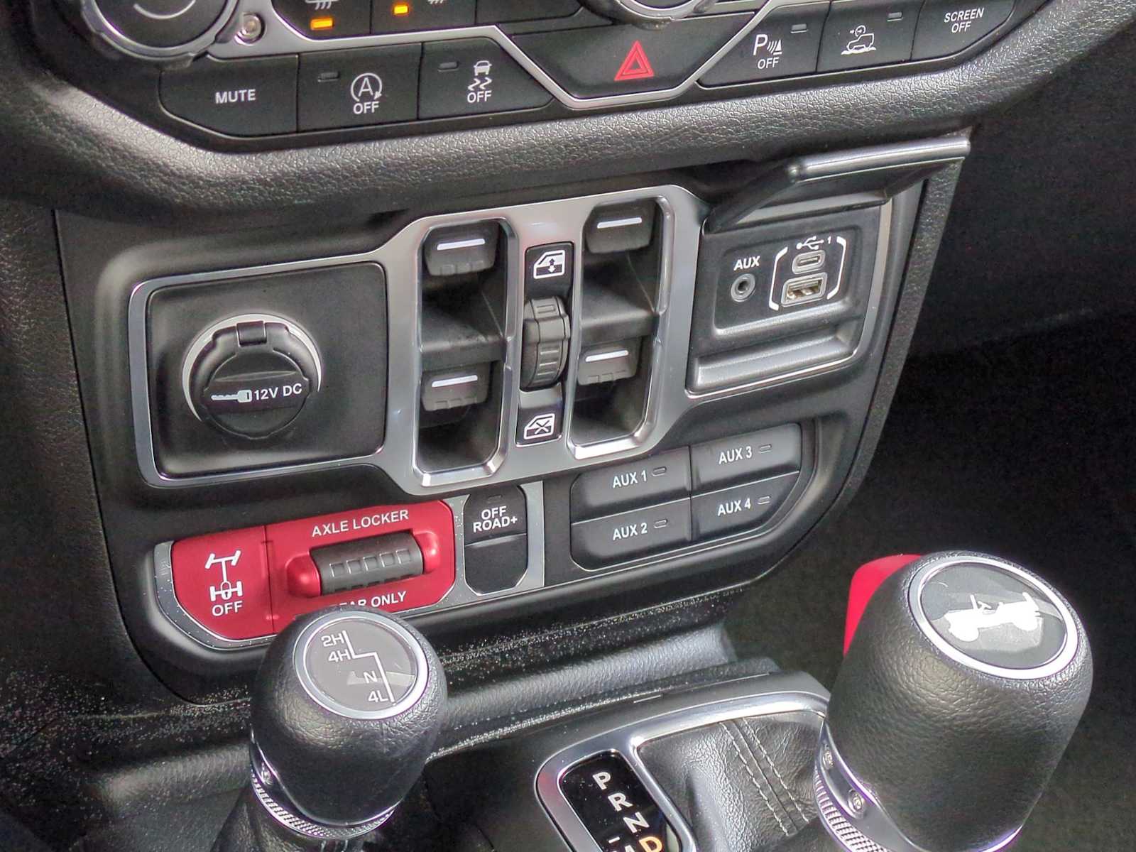 Thumbnail: 2026 Jeep Wrangler - 30