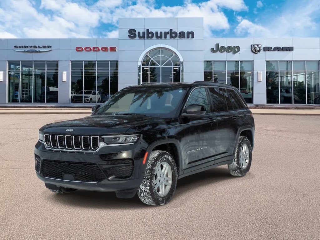 Certified 2025 Jeep Grand Cherokee Laredo SUV