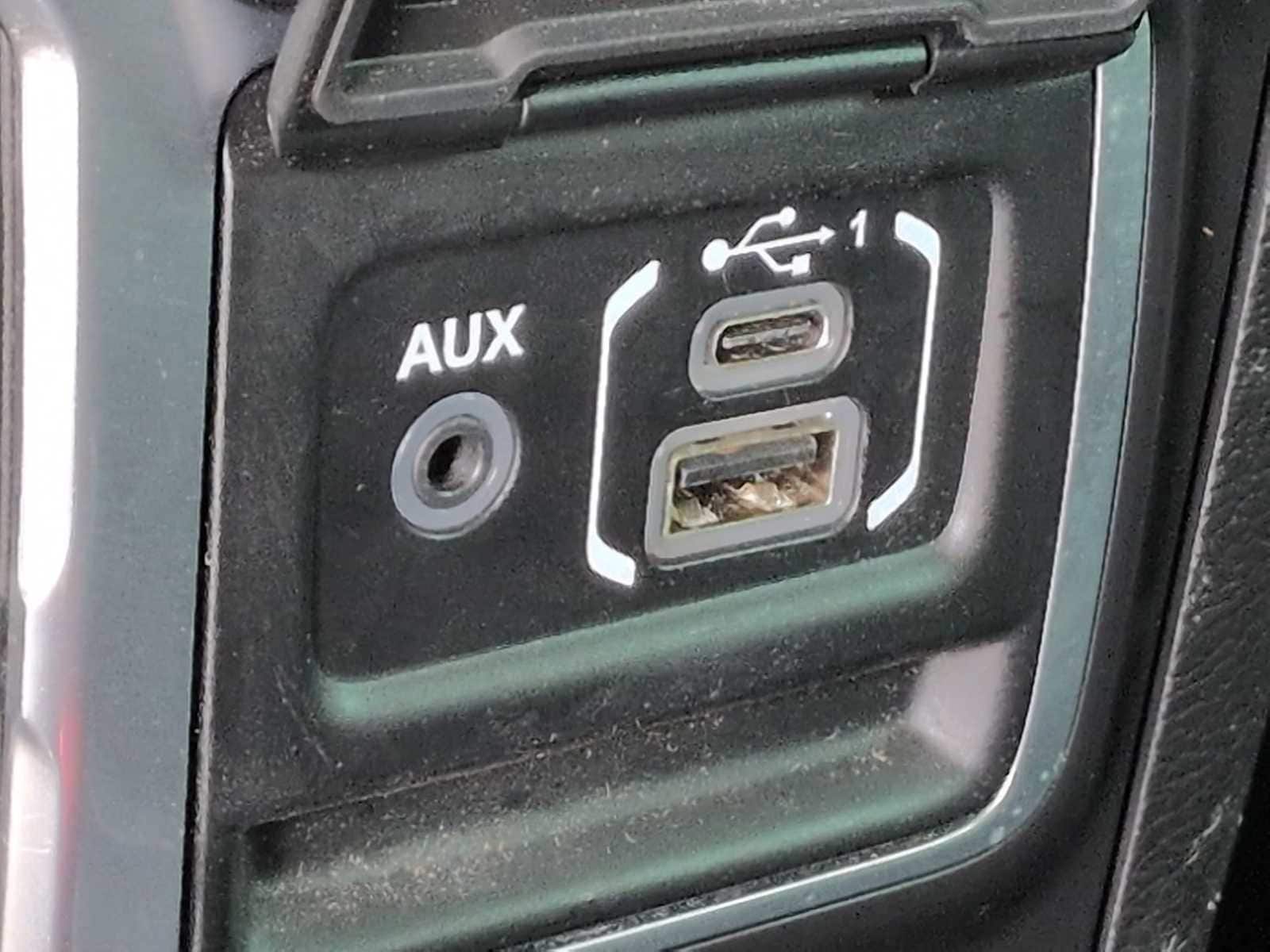 Thumbnail: 2018 Jeep Wrangler - 30