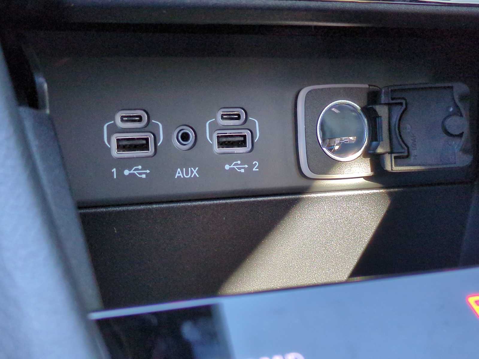 Thumbnail: 2025 Jeep Grand Cherokee - 31