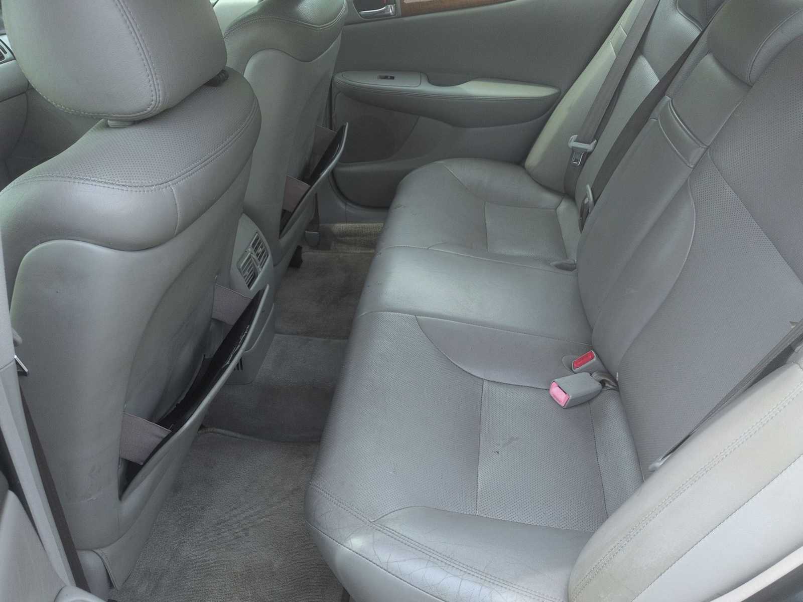 Thumbnail: 2005 Lexus ES - 20