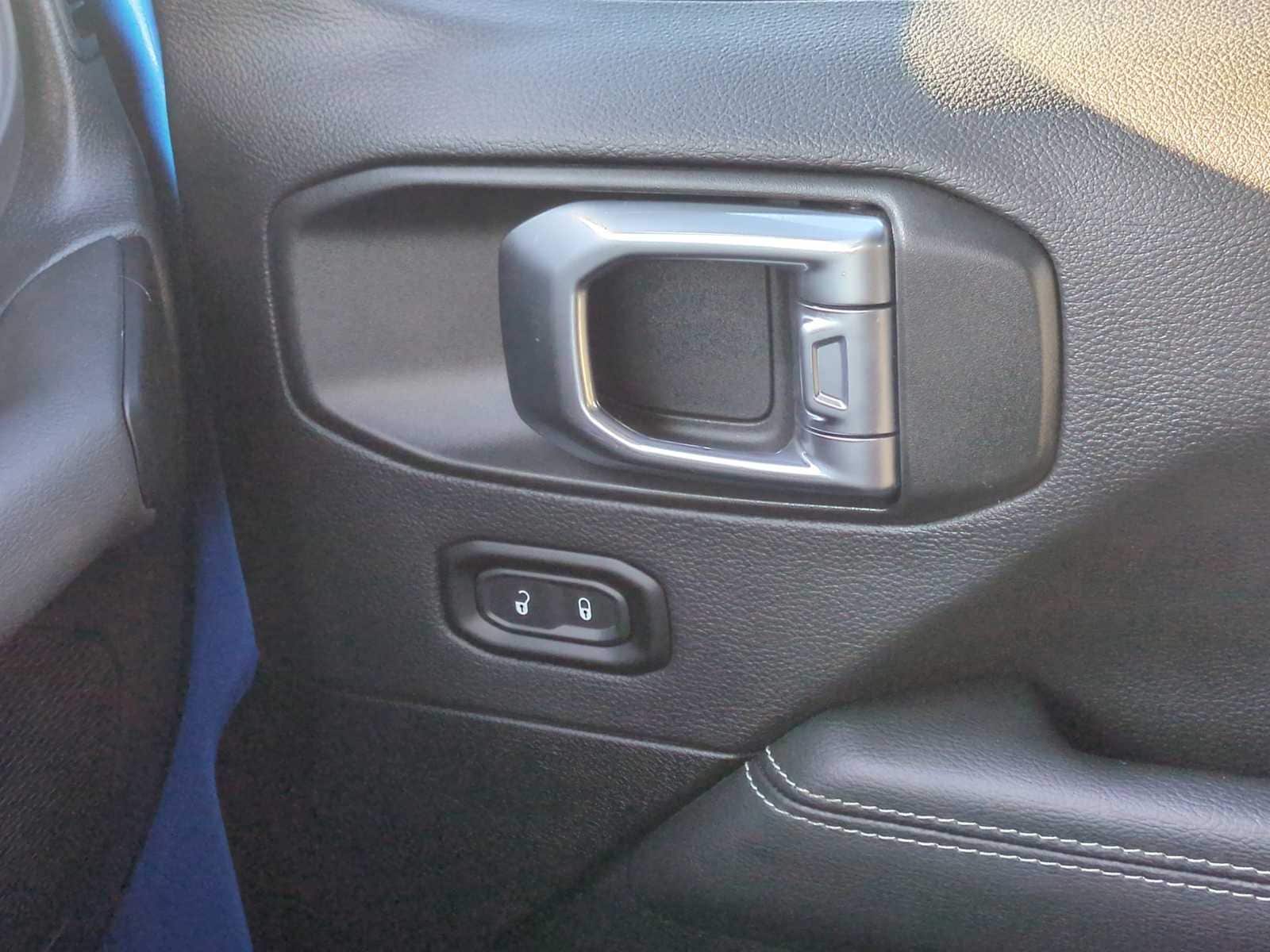 Thumbnail: 2023 Jeep Wrangler - 38