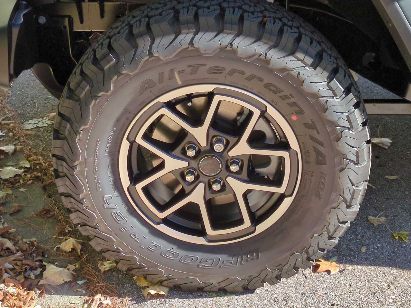 Thumbnail: 2026 Jeep Wrangler - 14