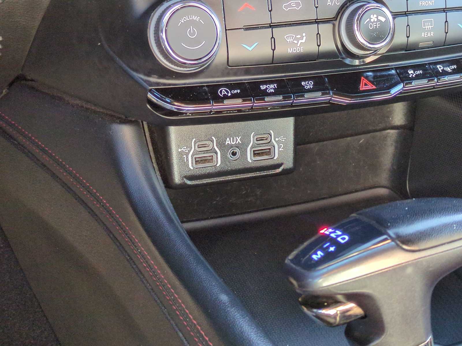 Thumbnail: 2023 Dodge Durango - 33