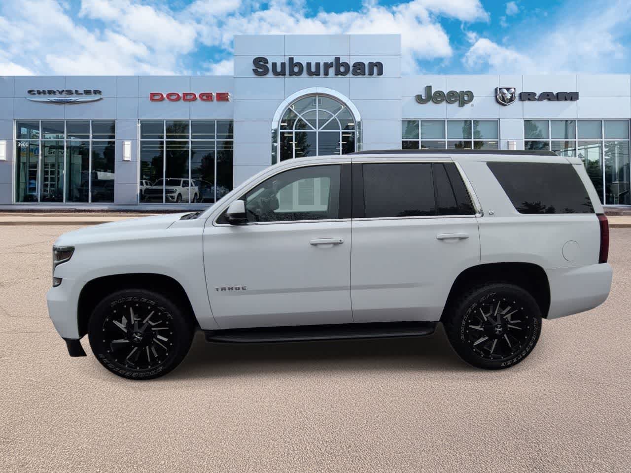 Thumbnail: 2020 Chevrolet Tahoe - 5