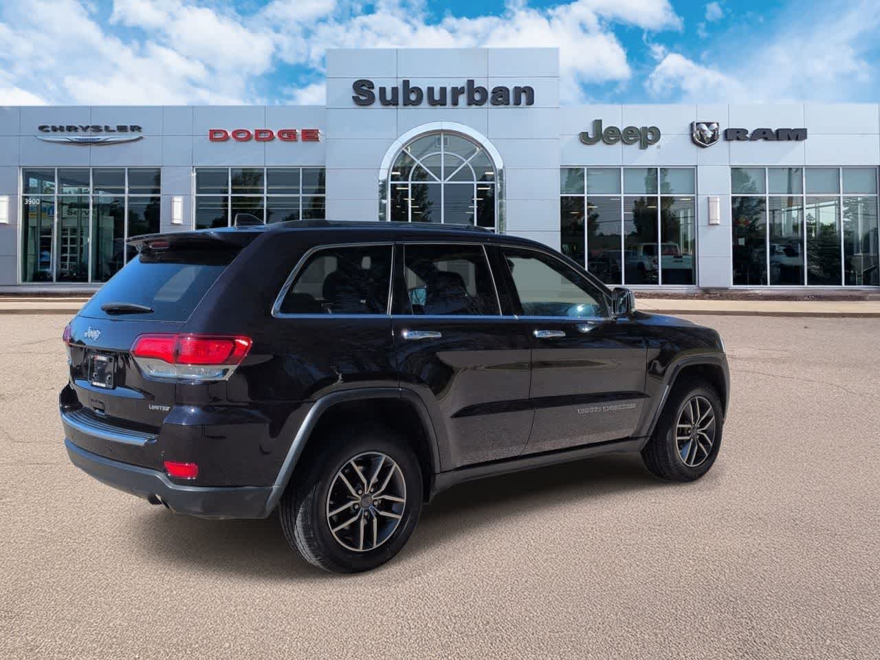 Thumbnail: 2020 Jeep Grand Cherokee - 8