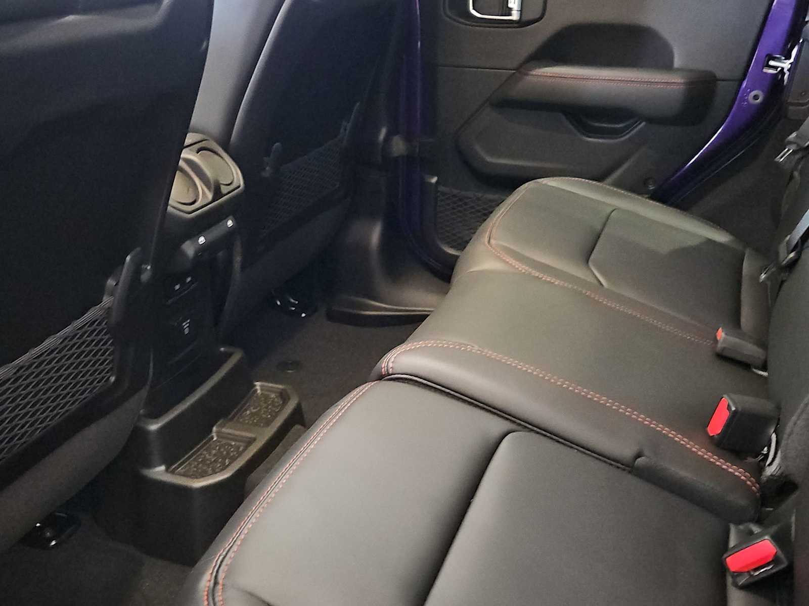 Thumbnail: 2026 Jeep Wrangler - 18