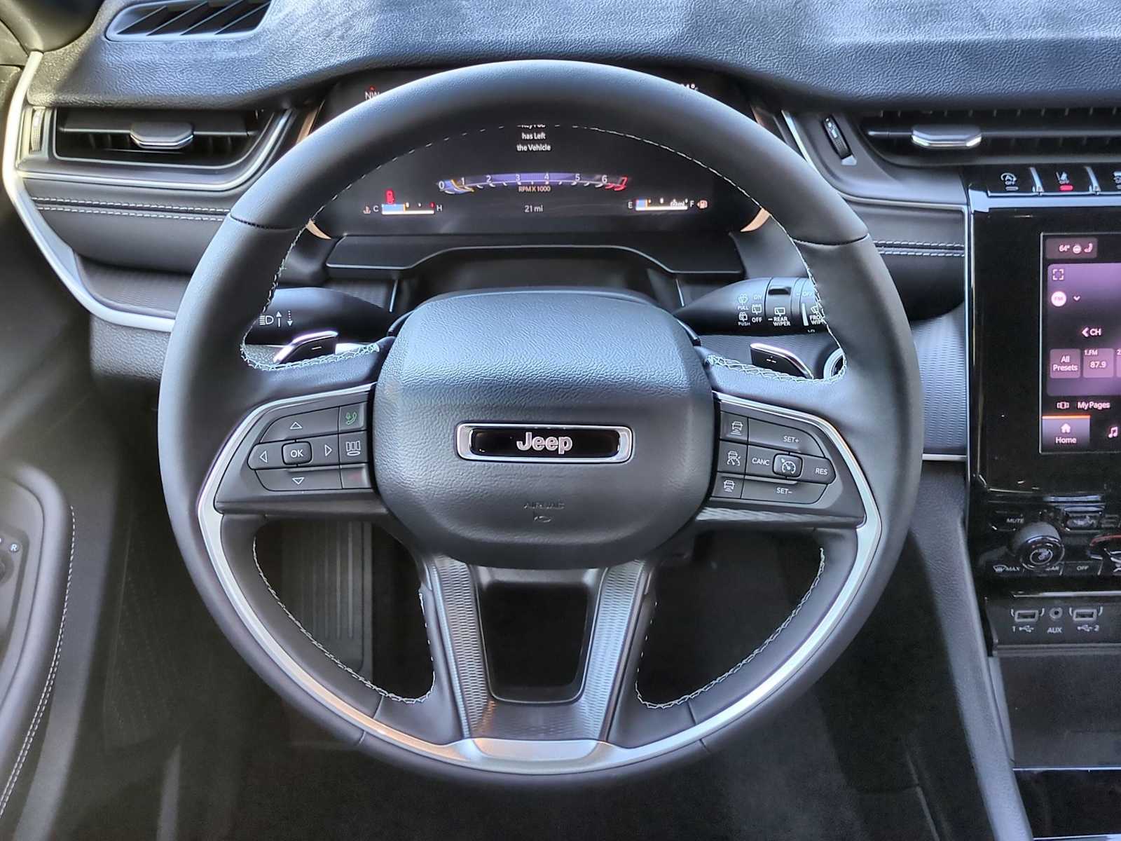 Thumbnail: 2025 Jeep Grand Cherokee - 22