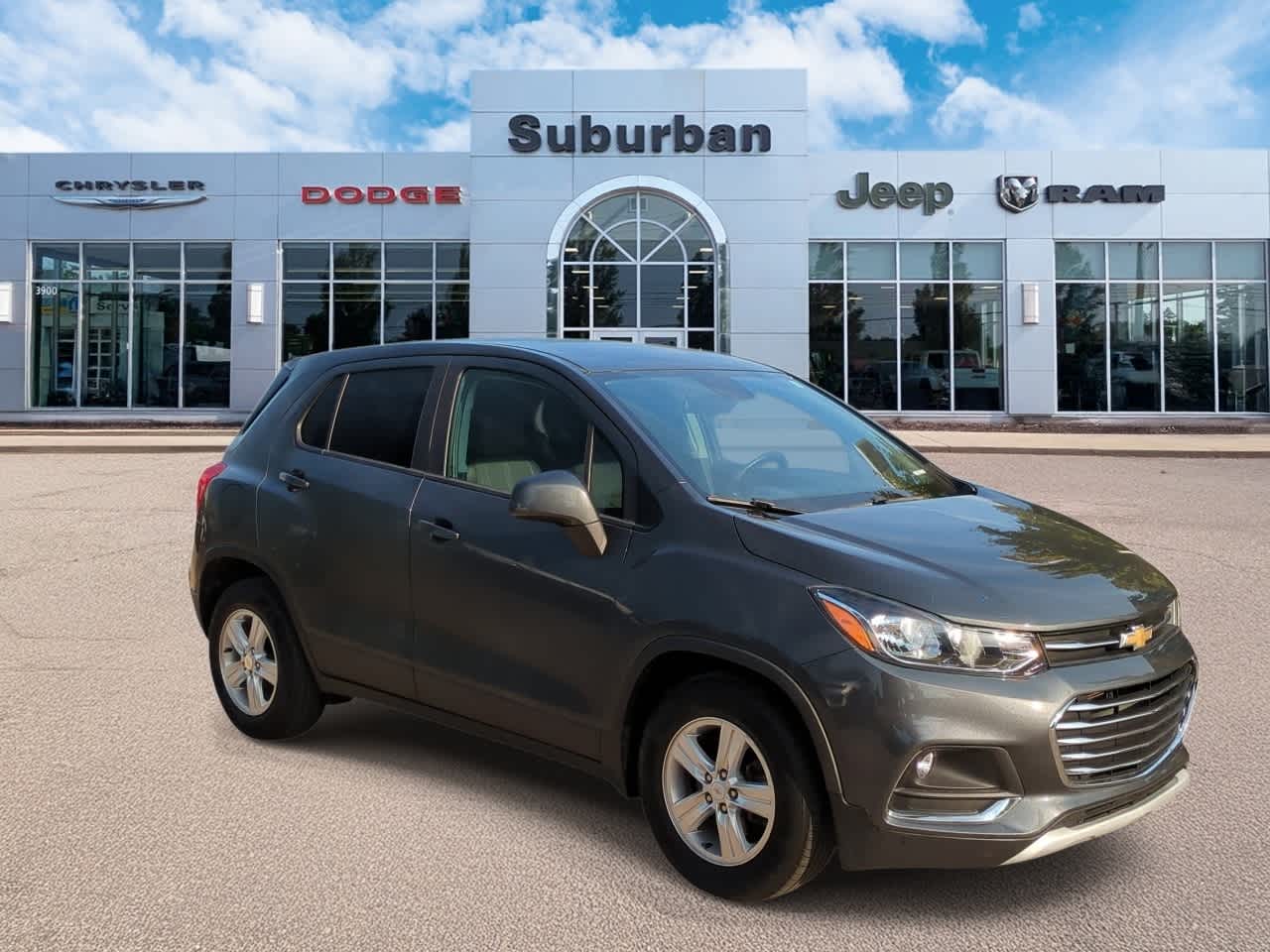 Thumbnail: 2019 Chevrolet Trax - 2