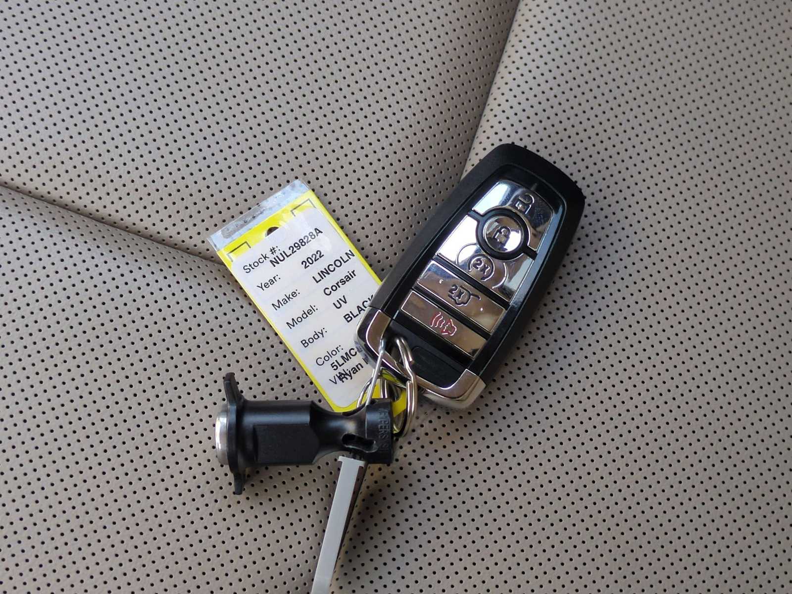 Thumbnail: 2022 Lincoln Corsair - 35