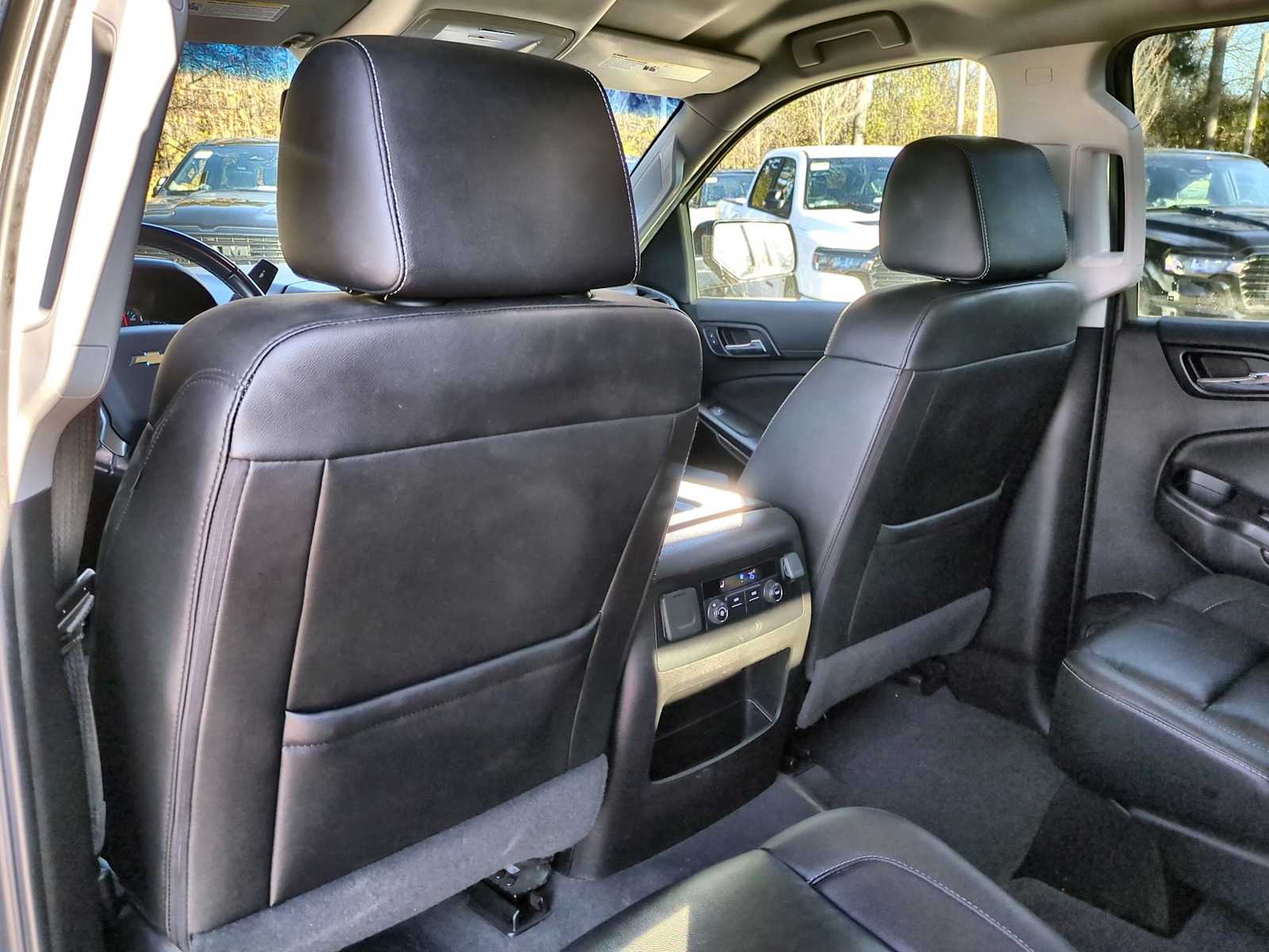 Thumbnail: 2019 Chevrolet Tahoe - 18