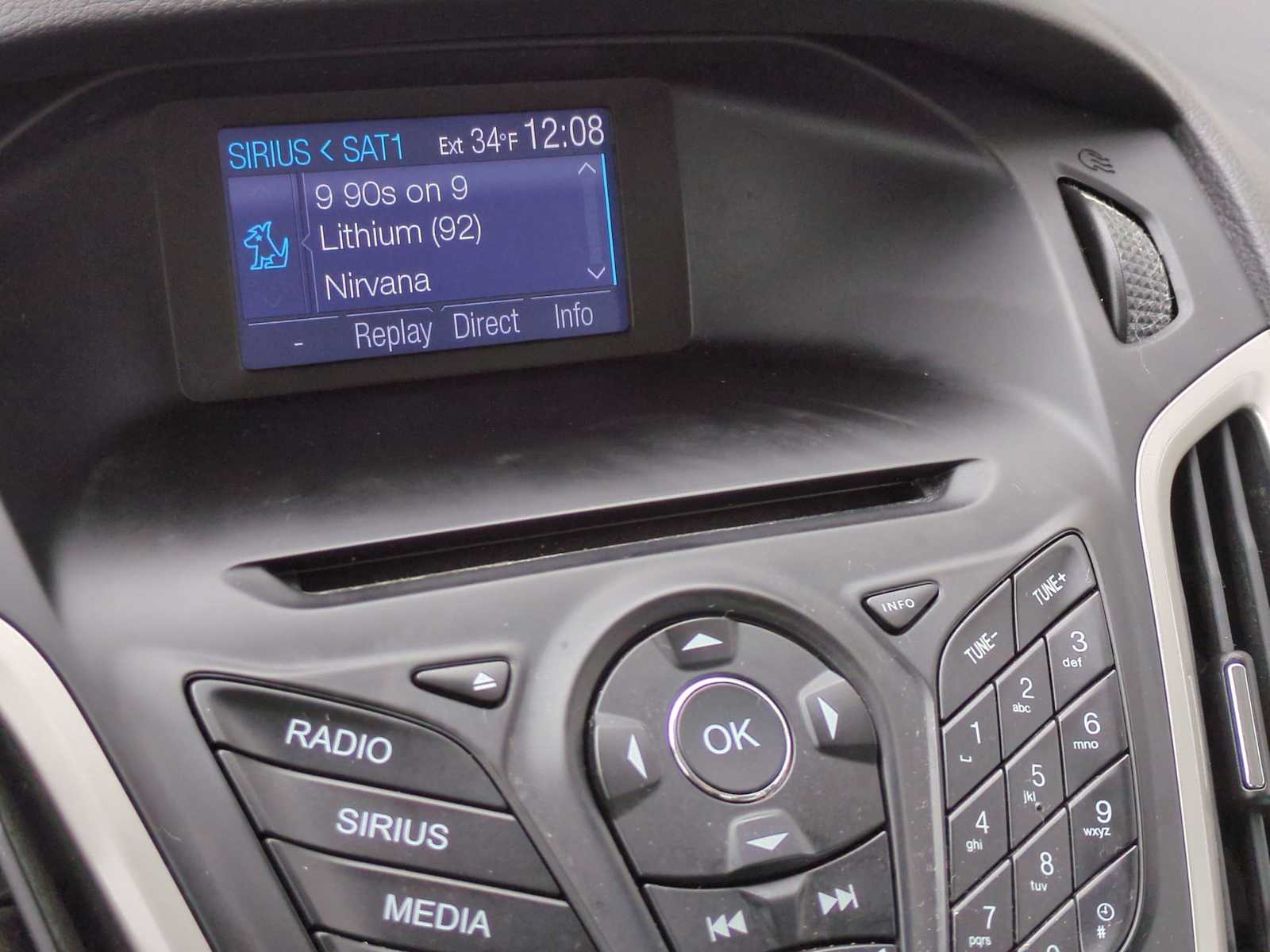 Thumbnail: 2014 Ford Focus - 19