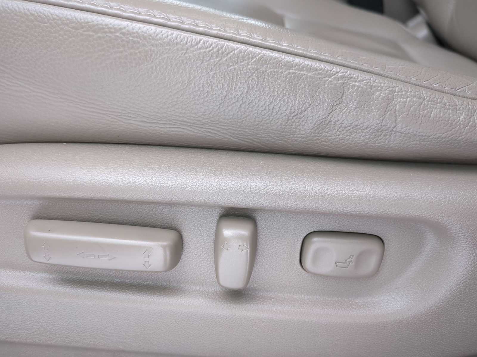 Thumbnail: 2020 Honda Pilot - 17