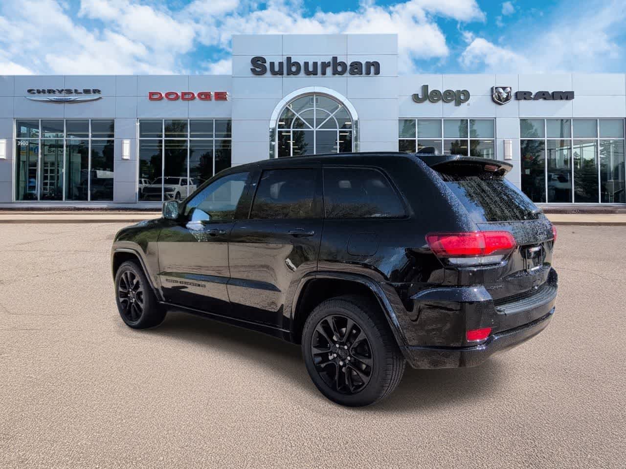 Thumbnail: 2022 Jeep Grand Cherokee - 6