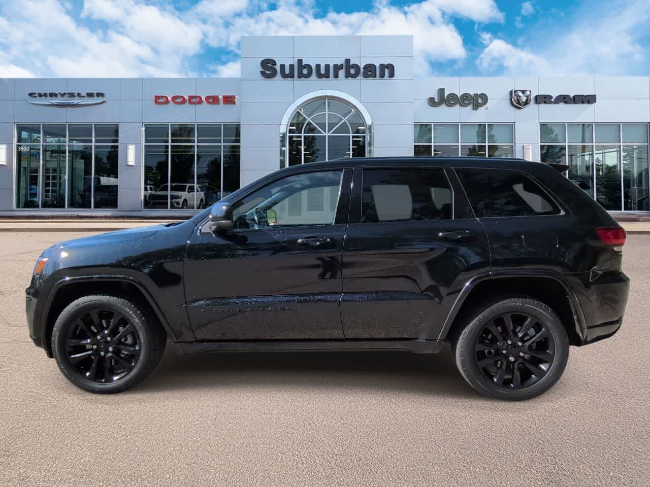 Thumbnail: 2022 Jeep Grand Cherokee - 5