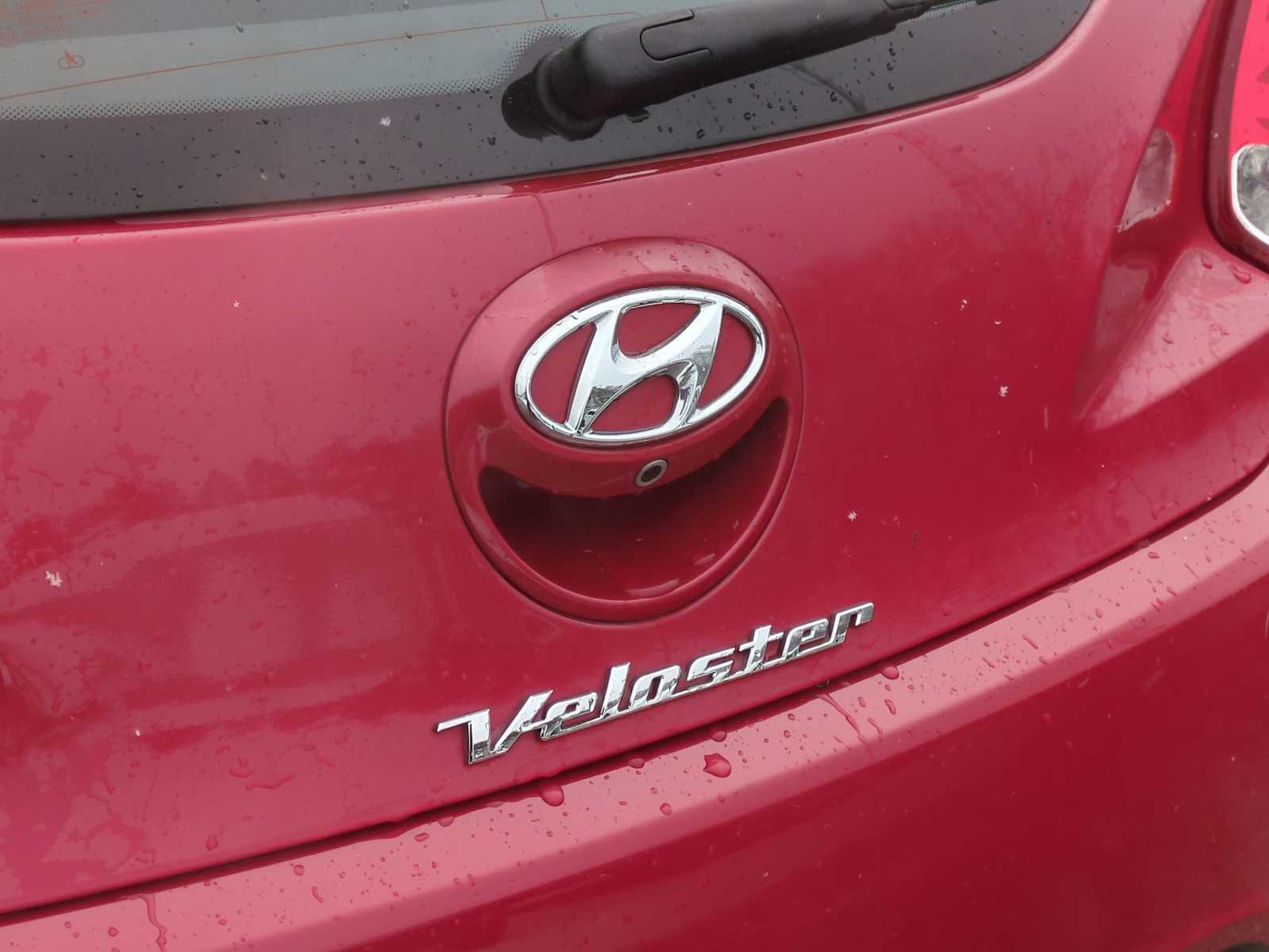 Thumbnail: 2017 Hyundai Veloster - 13