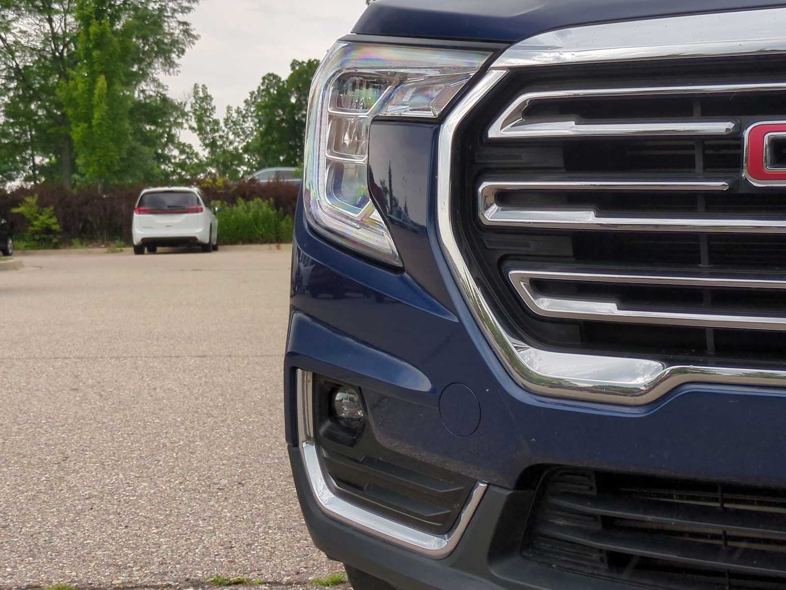 Thumbnail: 2023 GMC Terrain - 11