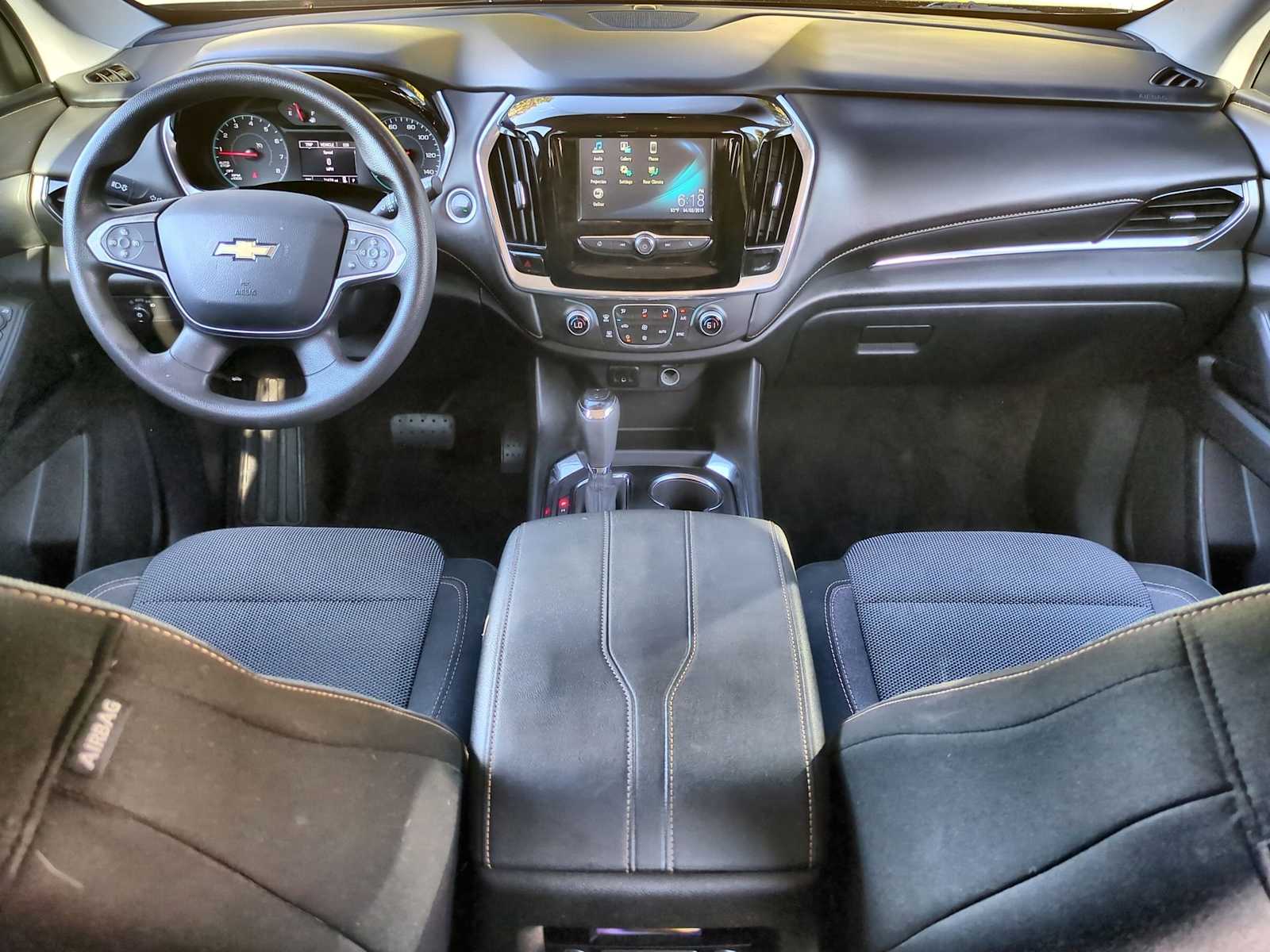 Thumbnail: 2018 Chevrolet Traverse - 15