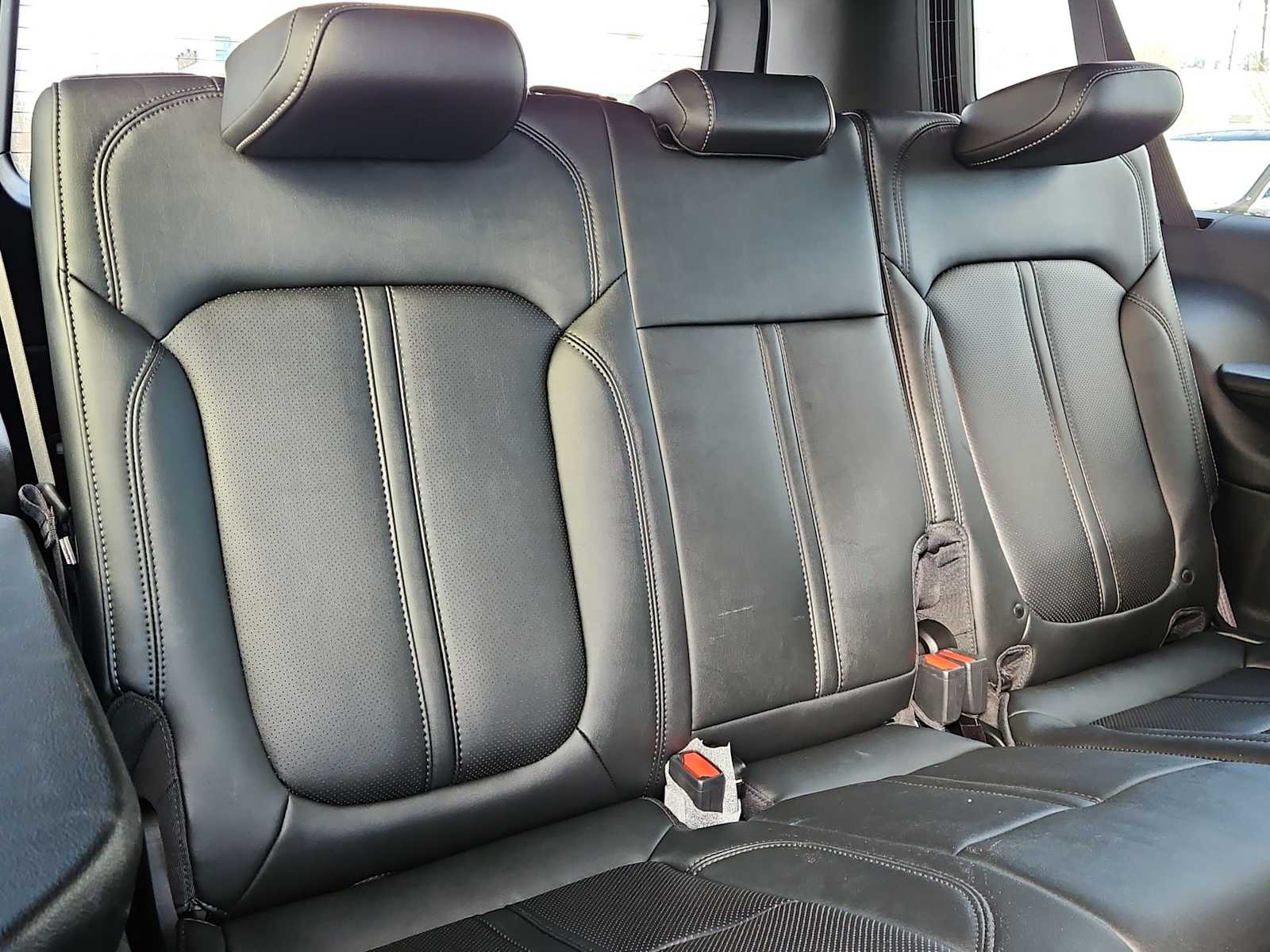 Thumbnail: 2025 Jeep Wagoneer - 27