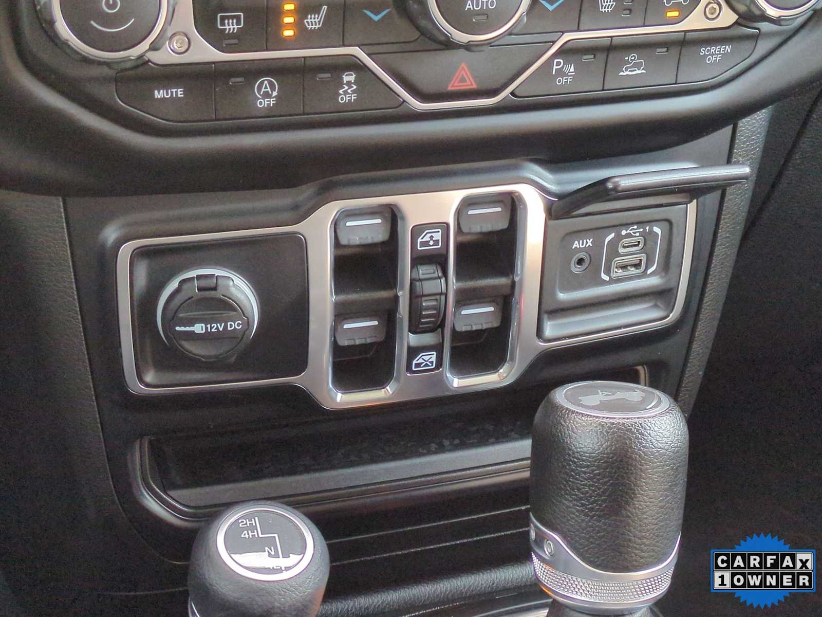 Thumbnail: 2022 Jeep Wrangler - 31