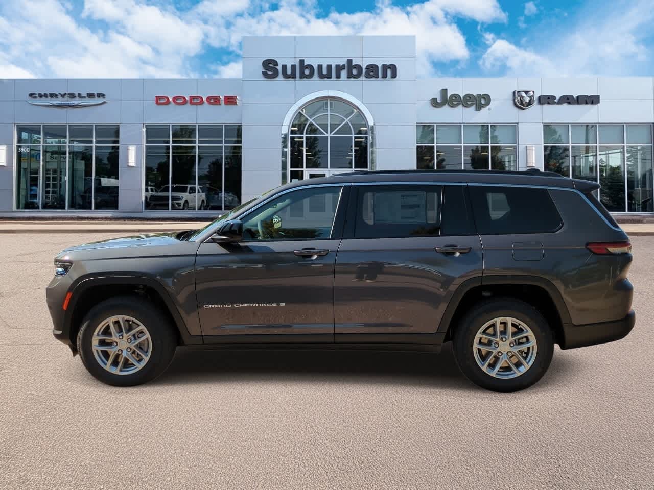 Thumbnail: 2025 Jeep Grand Cherokee L - 5