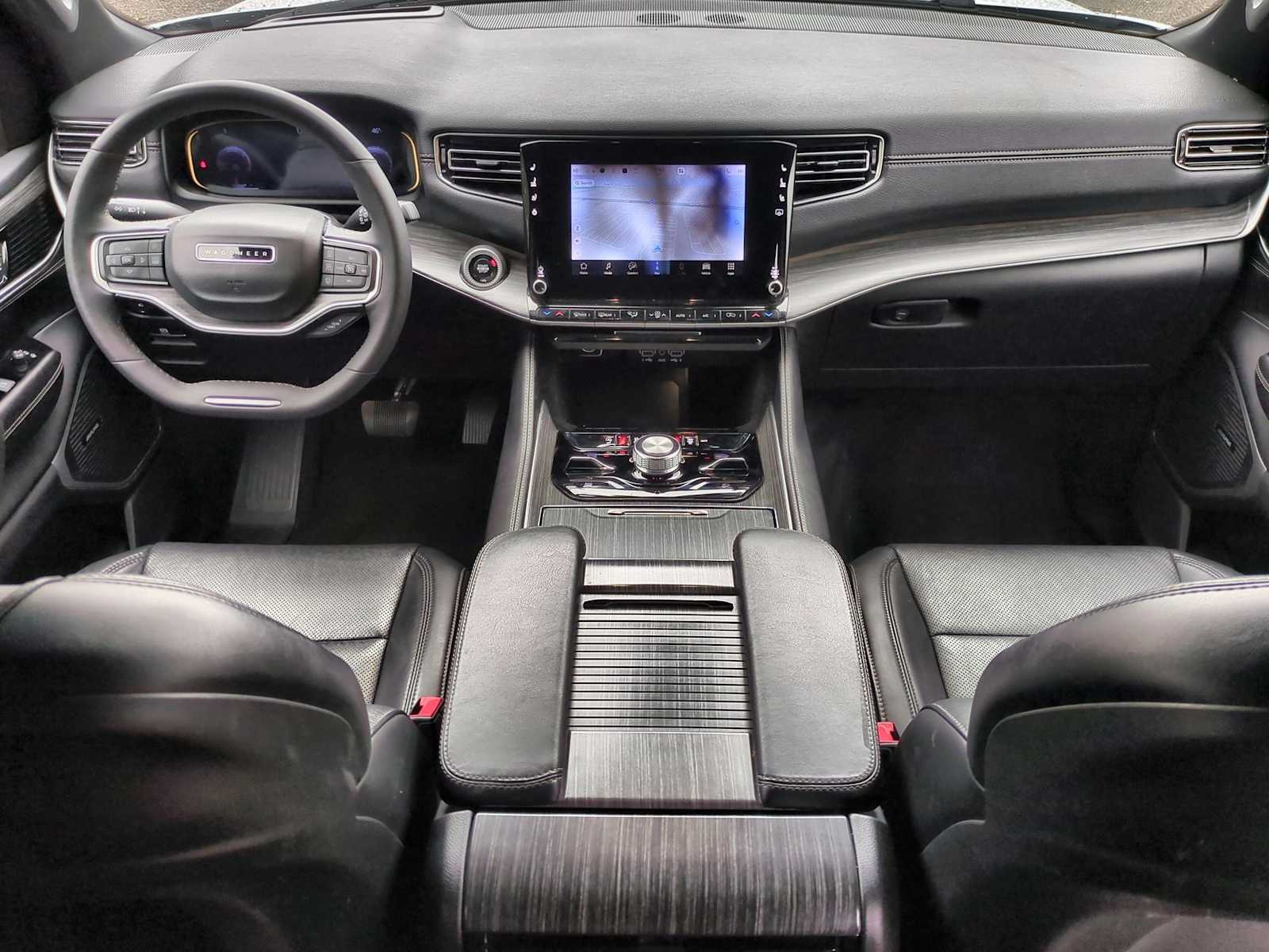 Thumbnail: 2024 Jeep Wagoneer - 15