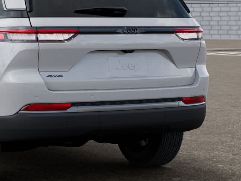 Thumbnail: 2026 Jeep Grand Cherokee - 13