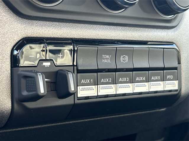 2024 RAM 5500 Tradesman 24