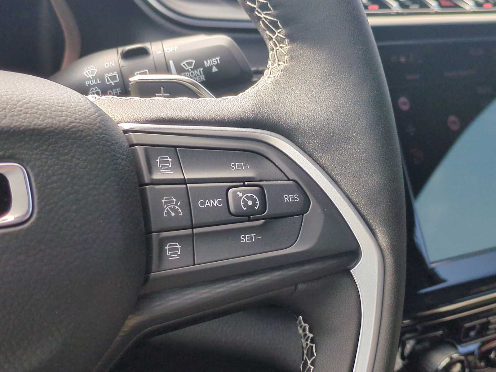 Thumbnail: 2025 Jeep Grand Cherokee - 24