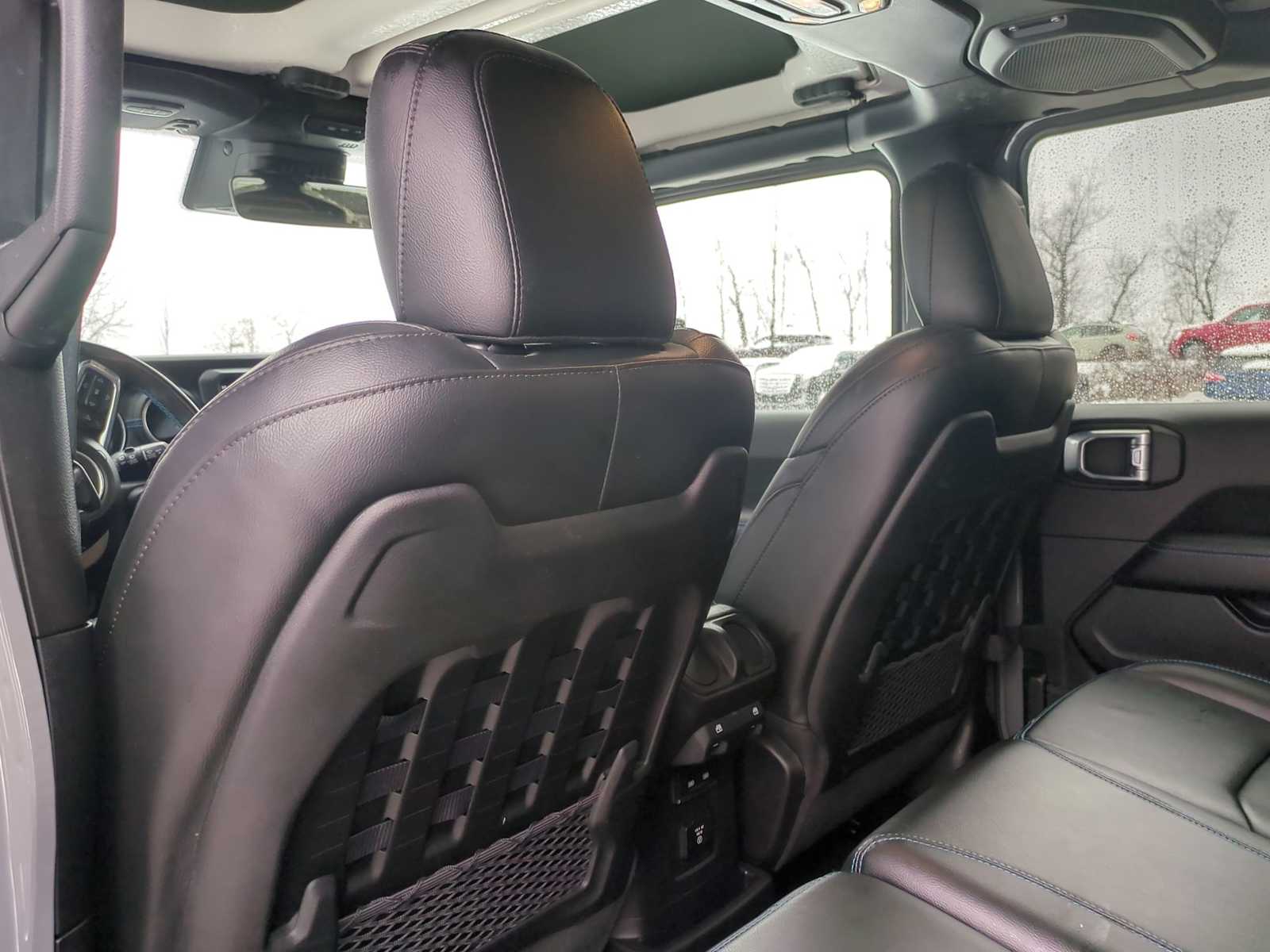 Thumbnail: 2022 Jeep Wrangler - 17