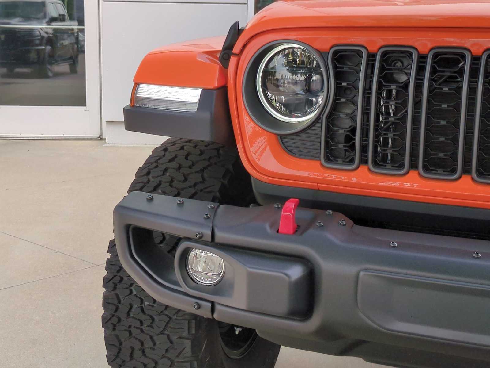 Thumbnail: 2025 Jeep Wrangler - 12