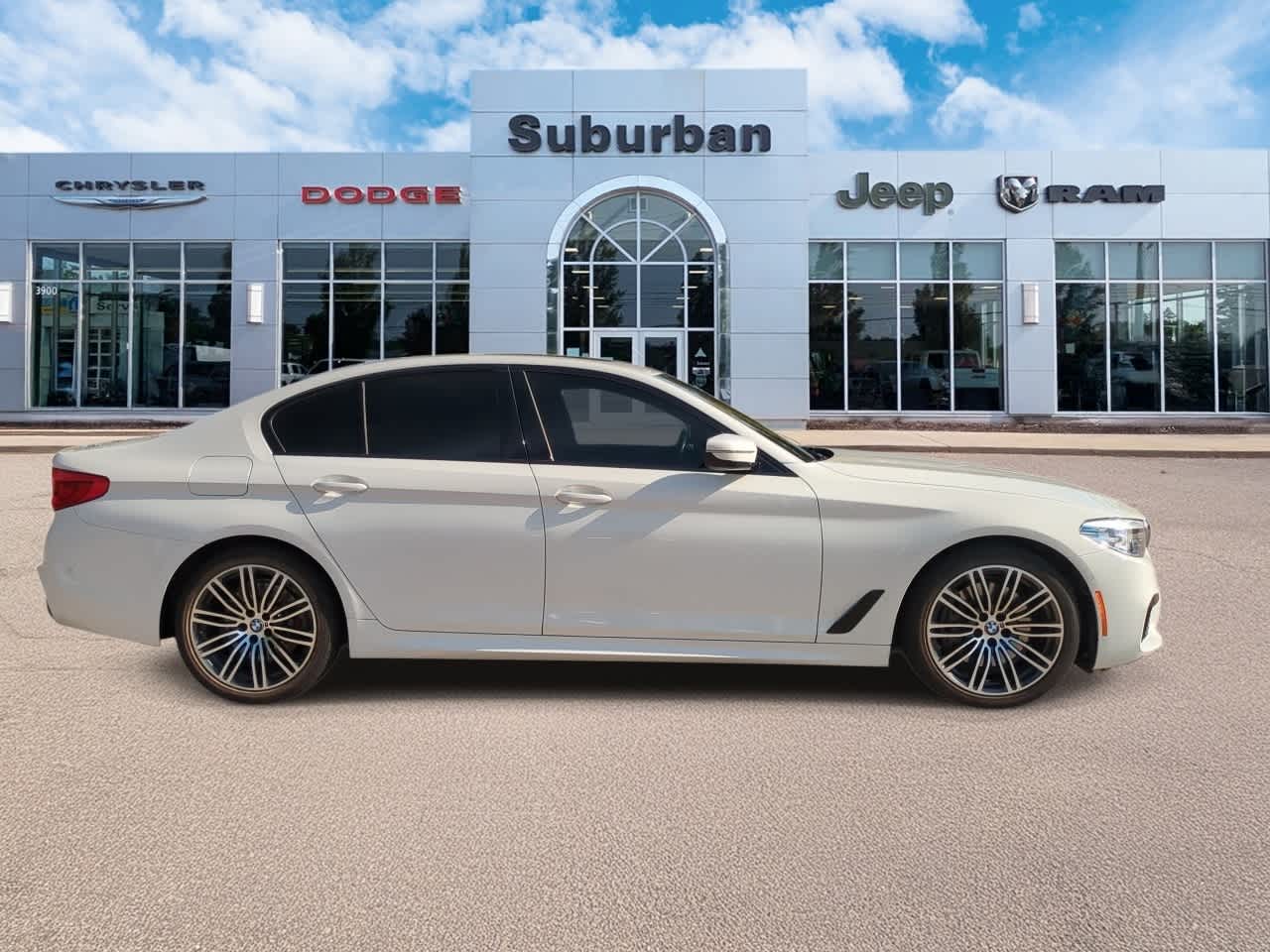 Thumbnail: 2020 BMW 5 Series - 9