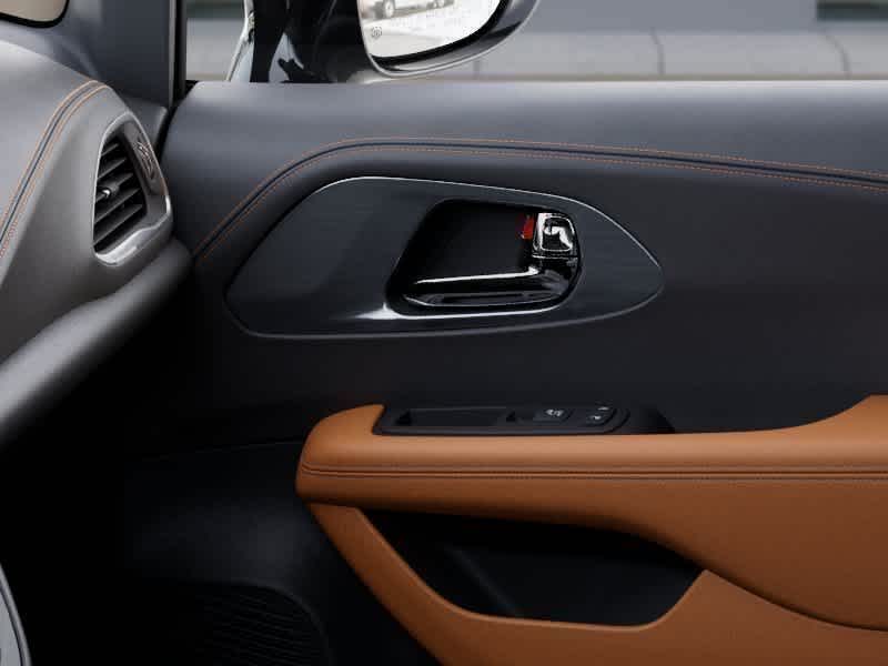 Thumbnail: 2026 Chrysler Pacifica - 25