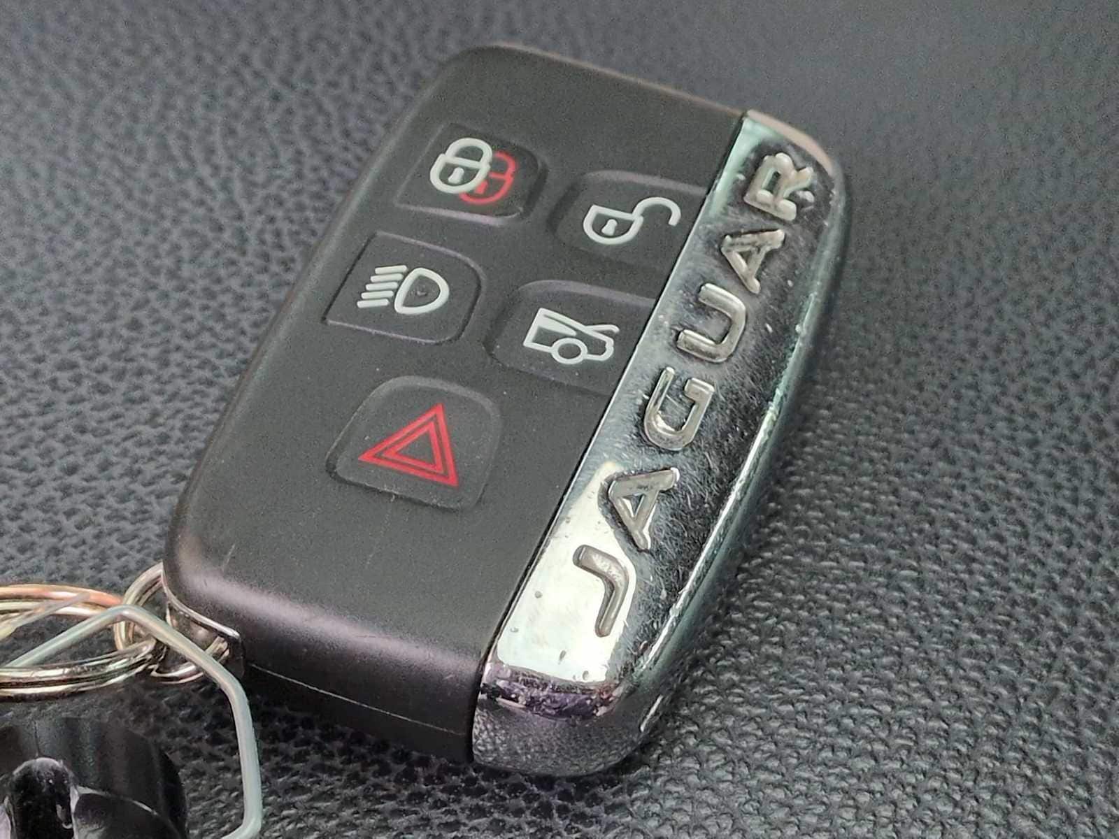 Thumbnail: 2016 Jaguar XF - 36