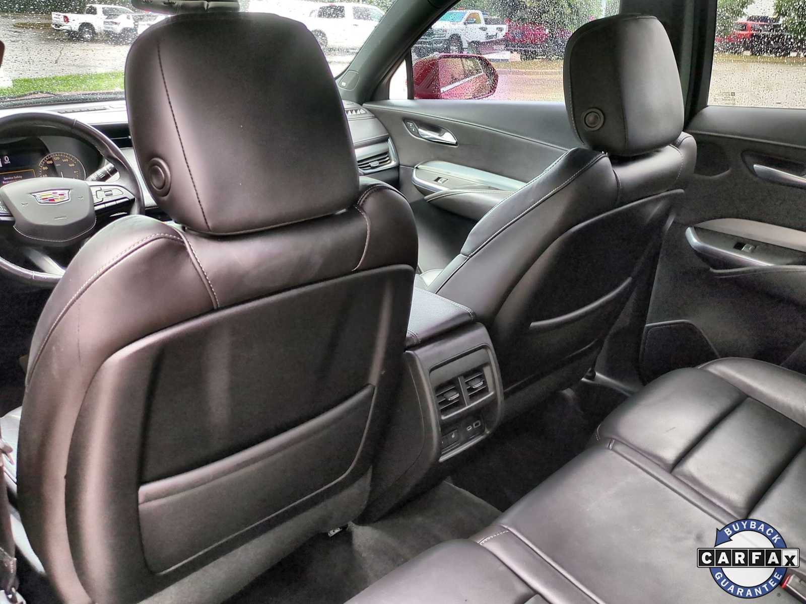 Thumbnail: 2019 Cadillac XT4 - 19
