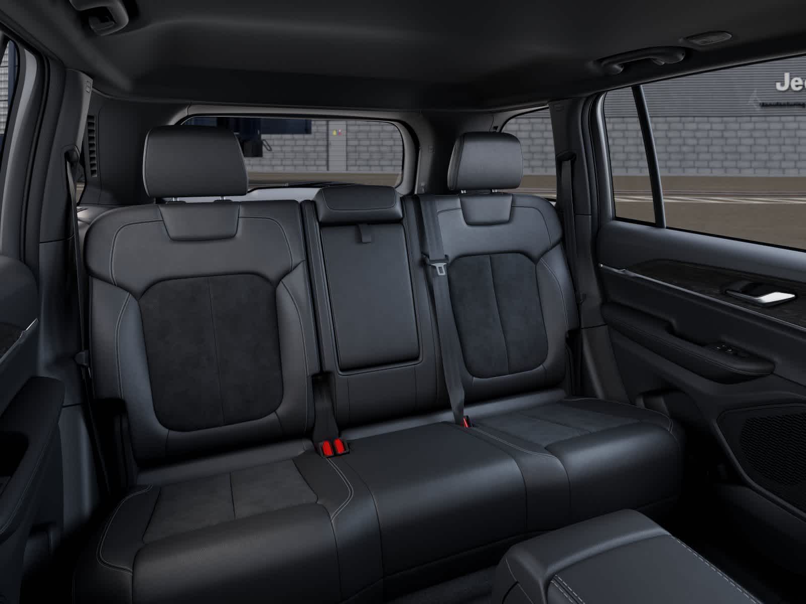 Thumbnail: 2026 Jeep Grand Cherokee - 15