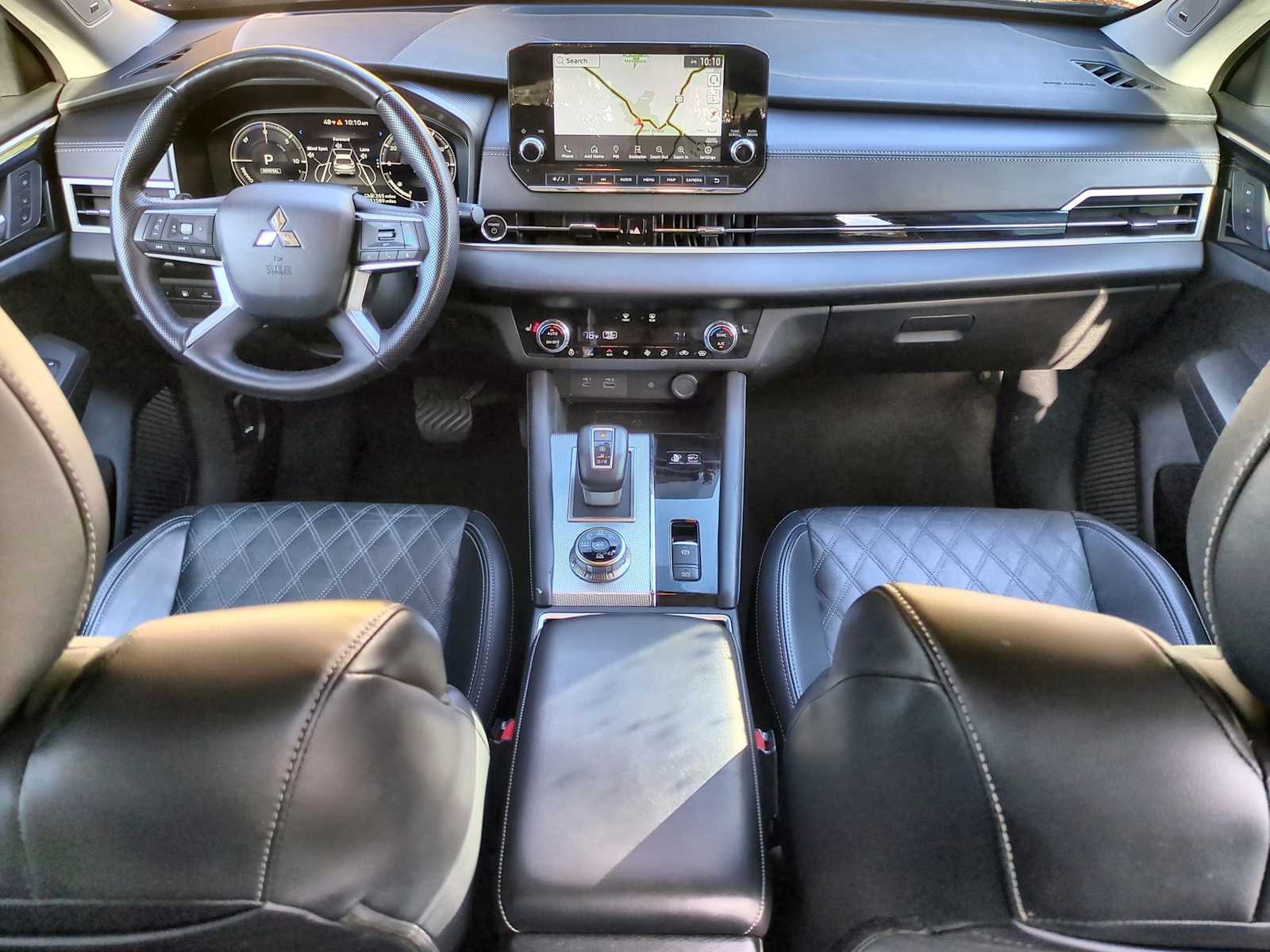 Thumbnail: 2024 Mitsubishi Outlander - 15