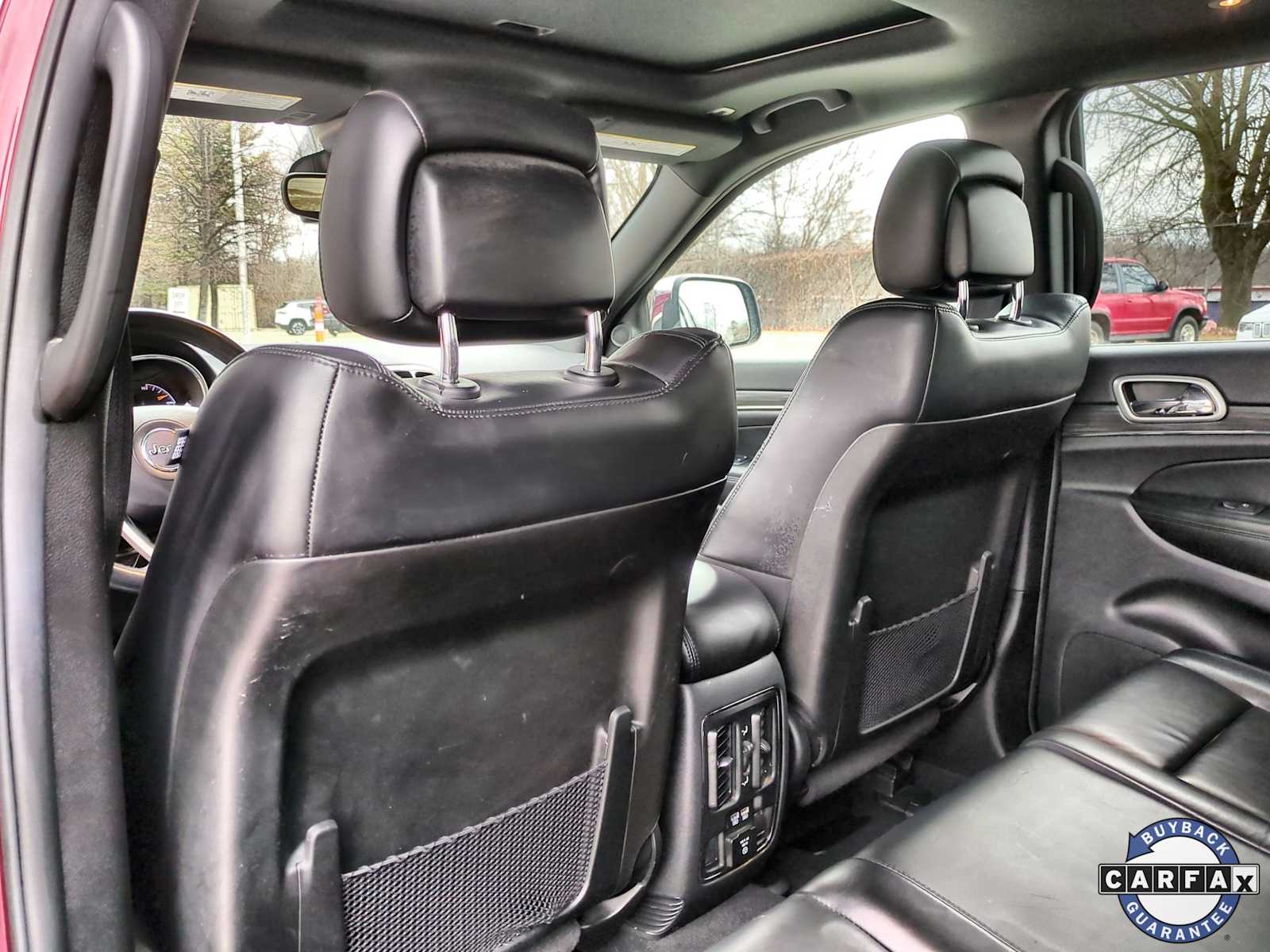 Thumbnail: 2019 Jeep Grand Cherokee - 18