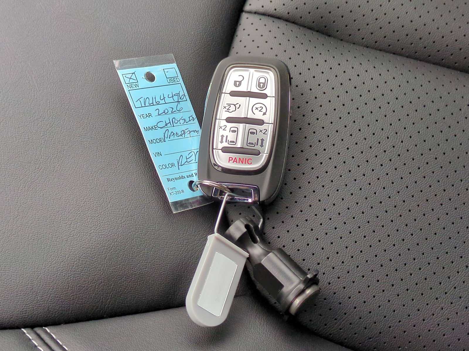 Thumbnail: 2026 Chrysler Pacifica - 33