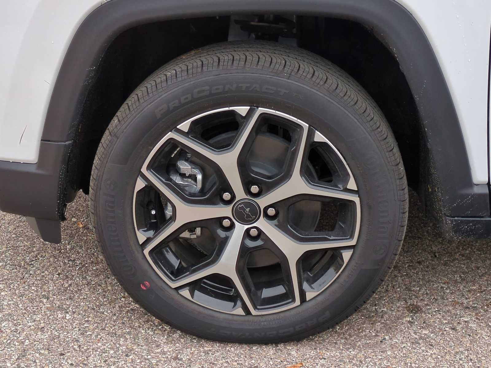 Thumbnail: 2026 Jeep Compass - 14